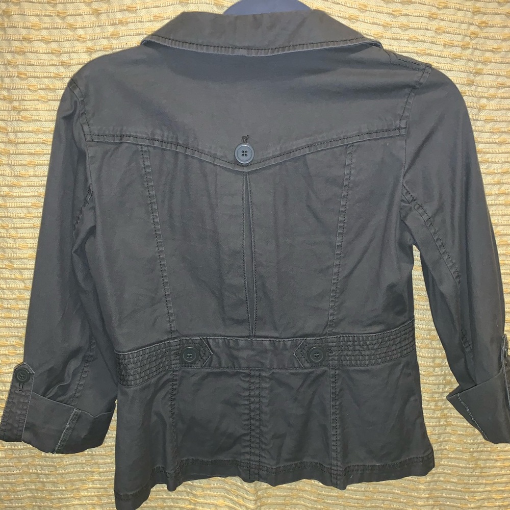 Blazer - Picture 4 of 4